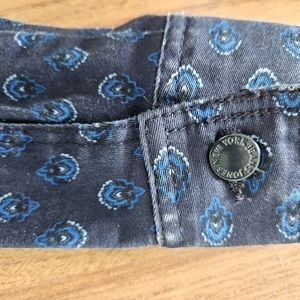 Ladies jacket, never worn.